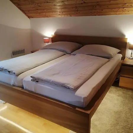Moni / Golf & - 9 Apartment *