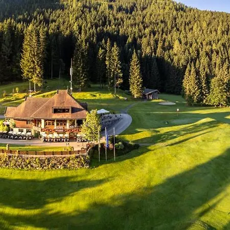 Moni / Golf & - 9 *