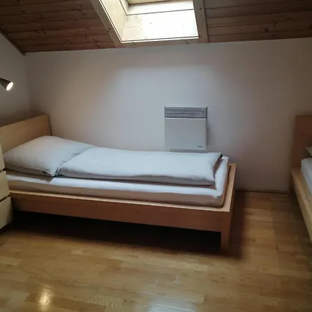 Moni / Golf & - 9 Apartmán *