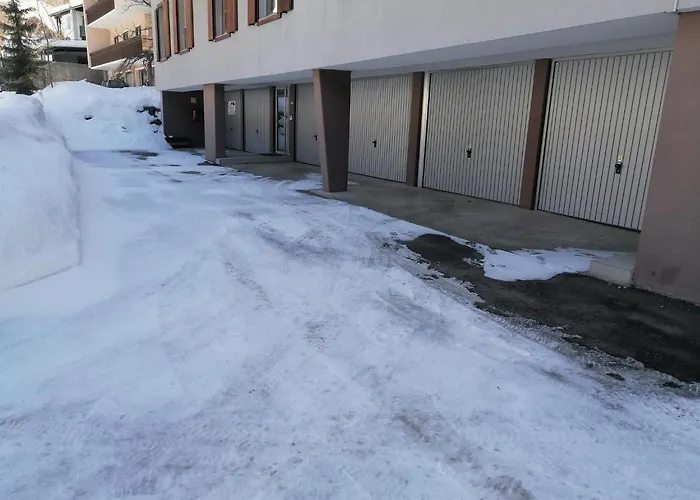 Moni / Golf & - 9 Lägenhet *